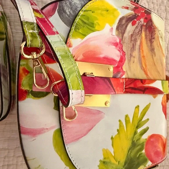 Leather floral bag from Vienna - Picture 3 of 5